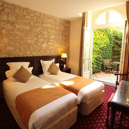 Hotel Western Le Donjon - Cœur De La Cité Médiévale 4*