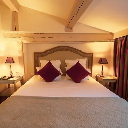 Western Le Donjon - Cœur De La Cité Médiévale Hotel 4*