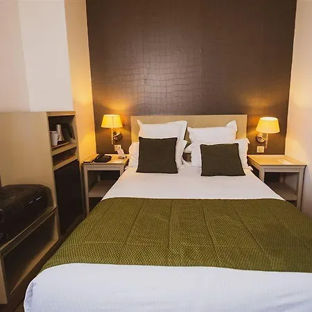 Hotel Western Le Donjon - Cœur De La Cité Médiévale 4*