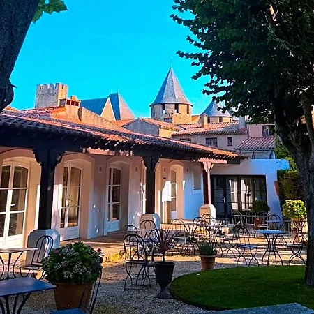 Hotel Le Donjon - Coeur De La Cite Medievale 4*