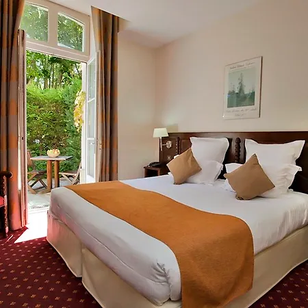 Hotel Western Le Donjon - Cœur De La Cité Médiévale 4*