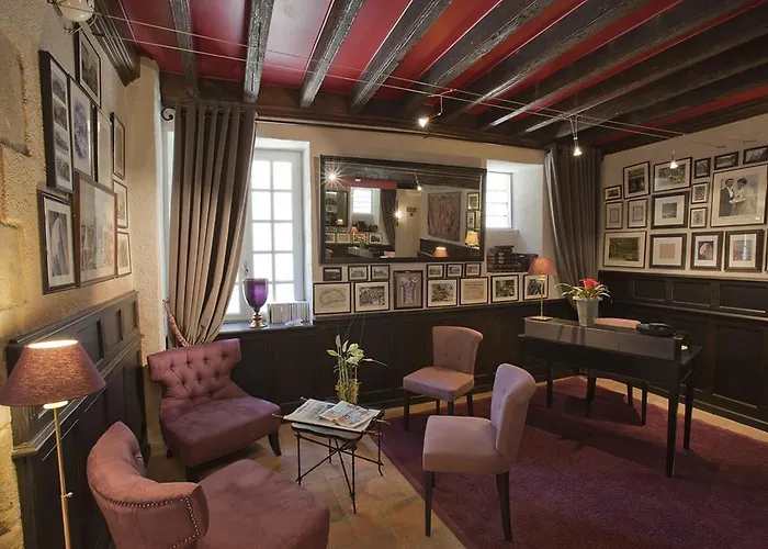 Le Donjon - Cœur De La Cité Médiévale 4*